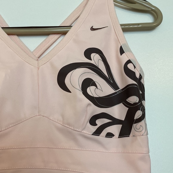 Nike Dryfit cropped cross back tank top US XS pink NWT - Picture 2 of 5